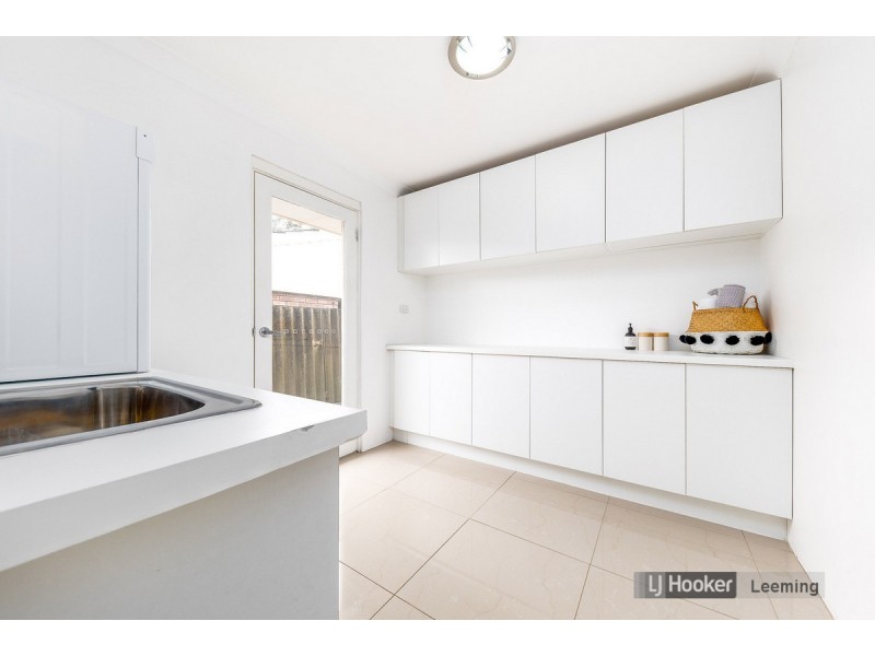 8 Krugger Place, Leeming WA 6149