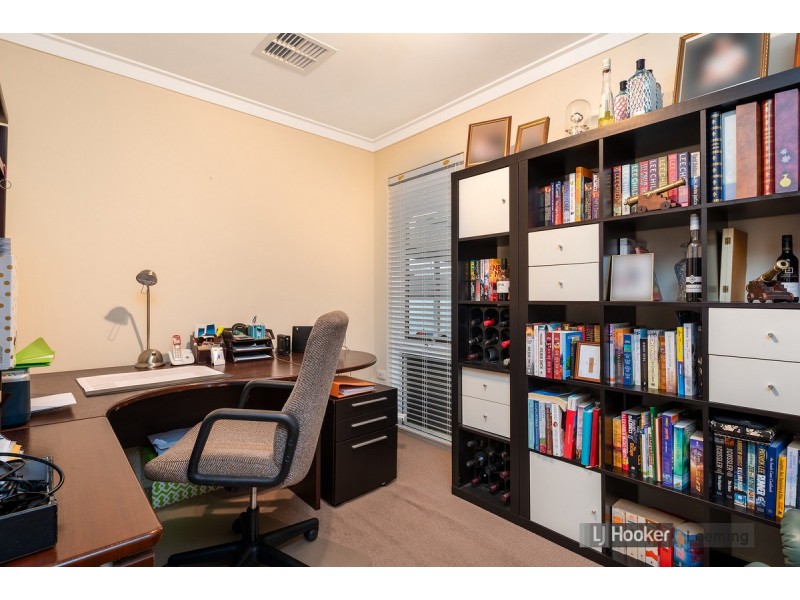 1 Francisco Crescent, Bull Creek WA 6149