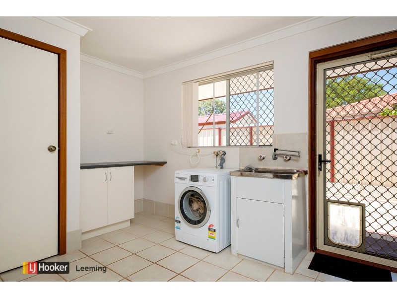 1A Bruce Court, Leeming WA 6149