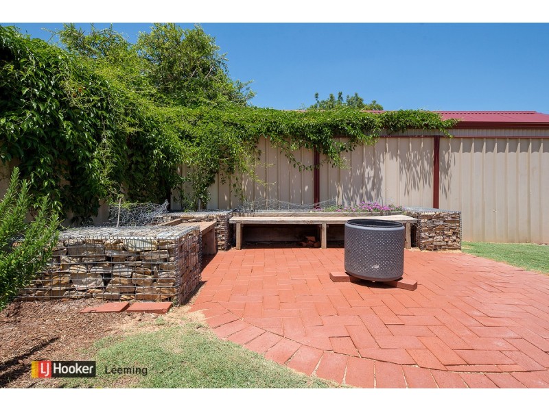 1A Bruce Court, Leeming WA 6149