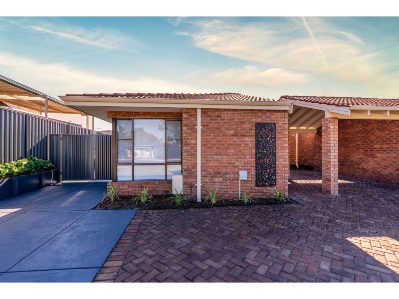 45A Hartfield Crescent, Leeming WA 6149
