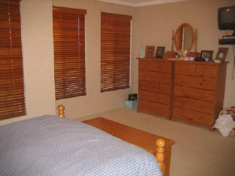 74 Folland Parade, Atwell WA 6164