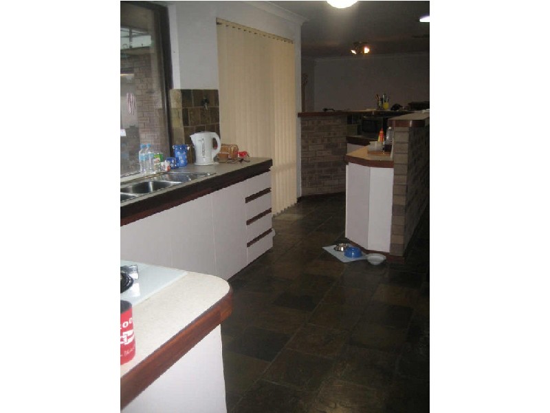 4 Meadowbank Terrace, South Lake WA 6164