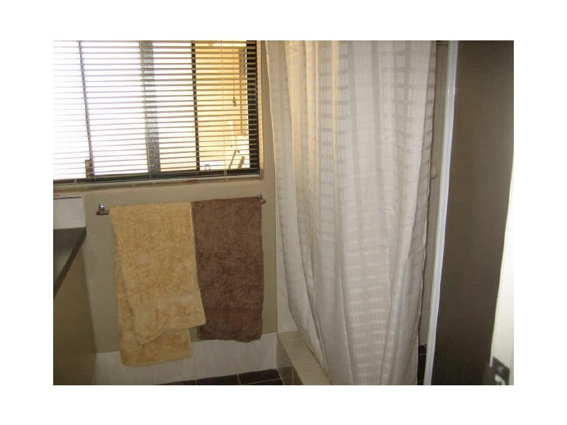 2 Covington Loop, Success WA 6164