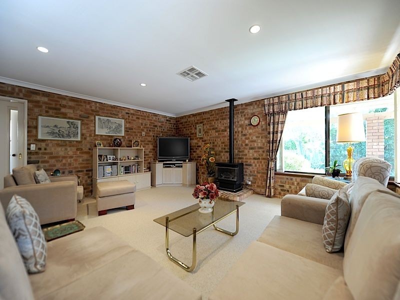 7 Clemros Way, Leeming WA 6149