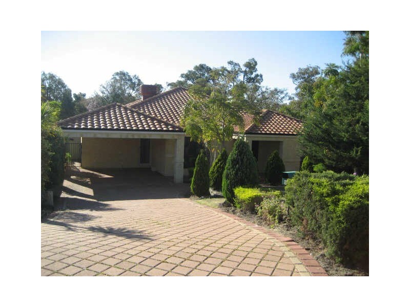 9 Glasshouse Close, Bibra Lake WA 6163