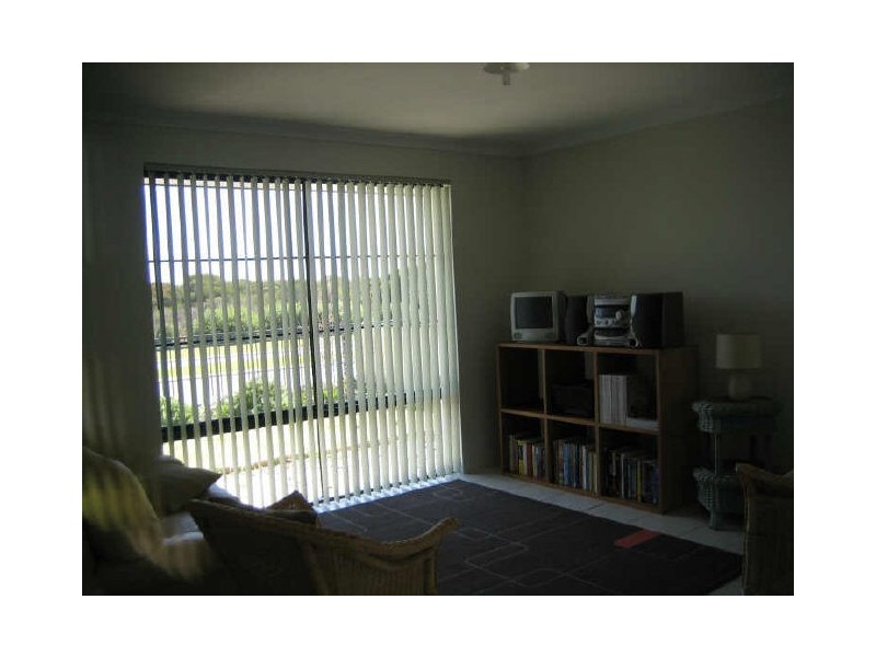 213 Wentworth Parade, Success WA 6164