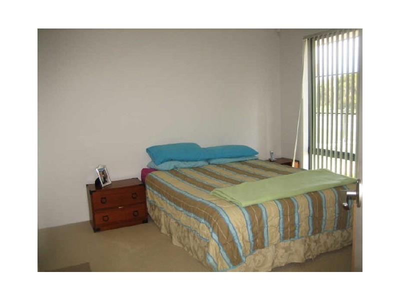 213 Wentworth Parade, Success WA 6164