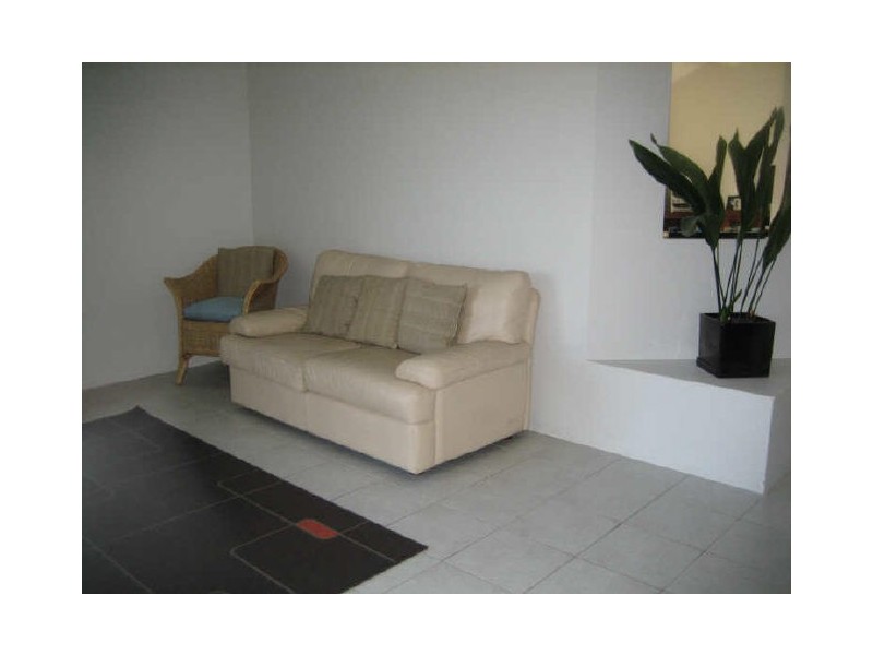 213 Wentworth Parade, Success WA 6164