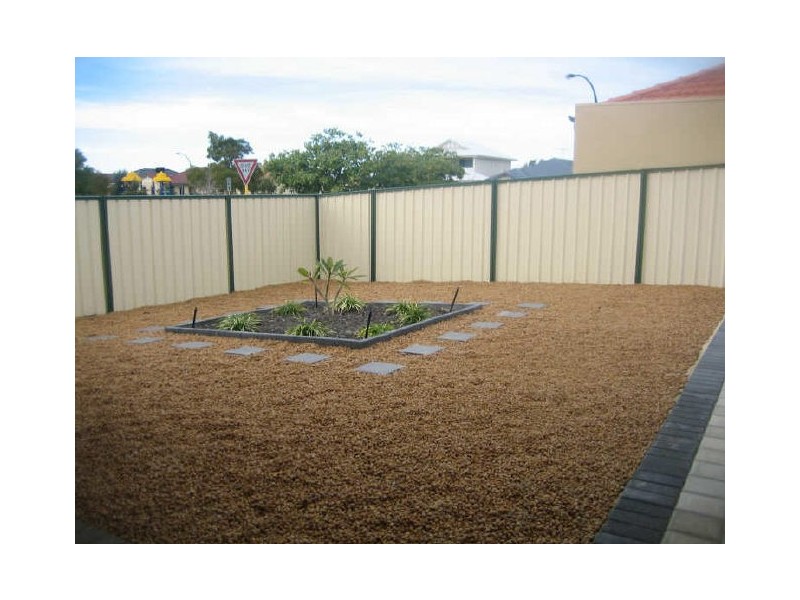 213 Wentworth Parade, Success WA 6164