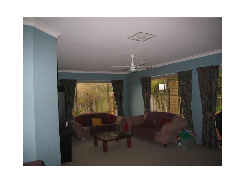 11 Vidicombe Rise, Leeming WA 6149