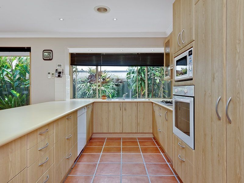 9 Stallwood Gardens, Leeming WA 6149