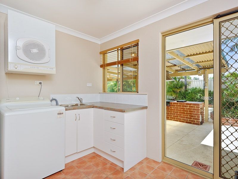 9 Stallwood Gardens, Leeming WA 6149