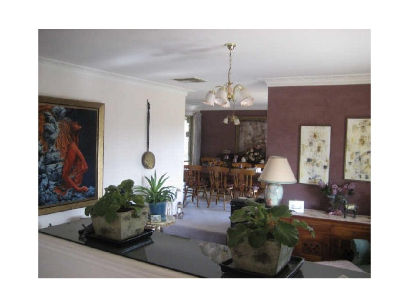 16 Bosworth Place, Leeming WA 6149