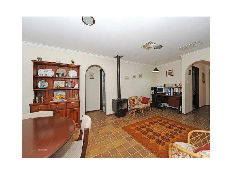 22 Gowther Street, Leeming WA 6149