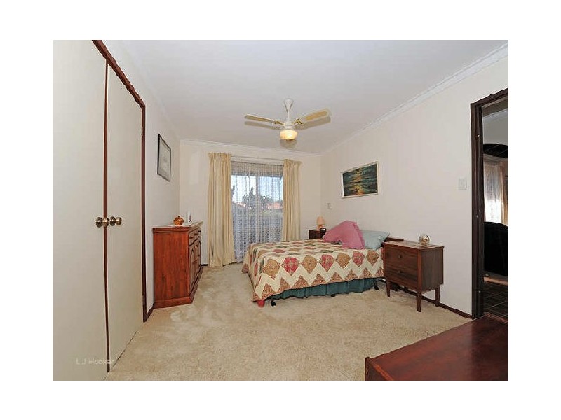 22 Gowther Street, Leeming WA 6149
