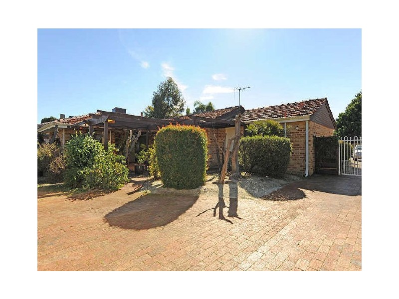22 Gowther Street, Leeming WA 6149