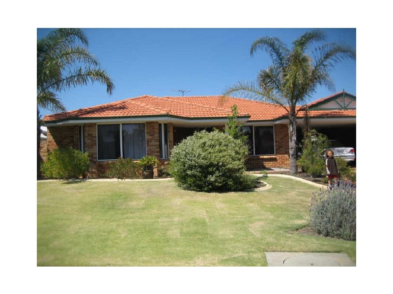 2 Empress Crescent, Atwell WA 6164