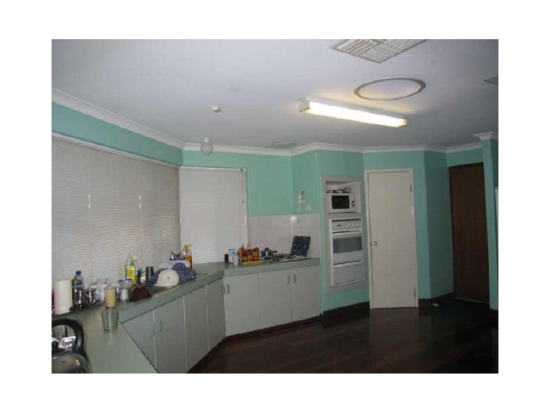 2 Empress Crescent, Atwell WA 6164