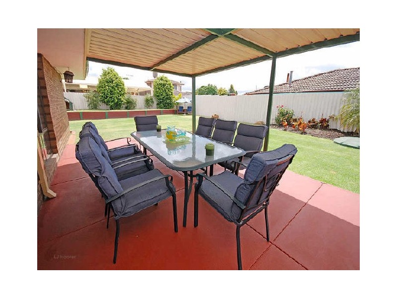 11 Collinson Way, Leeming WA 6149