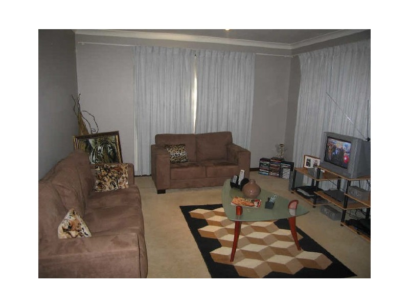 5 Farrington Road, Leeming WA 6149