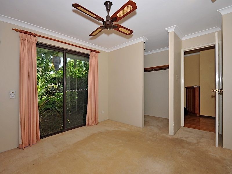 9 Flint Court, Leeming WA 6149