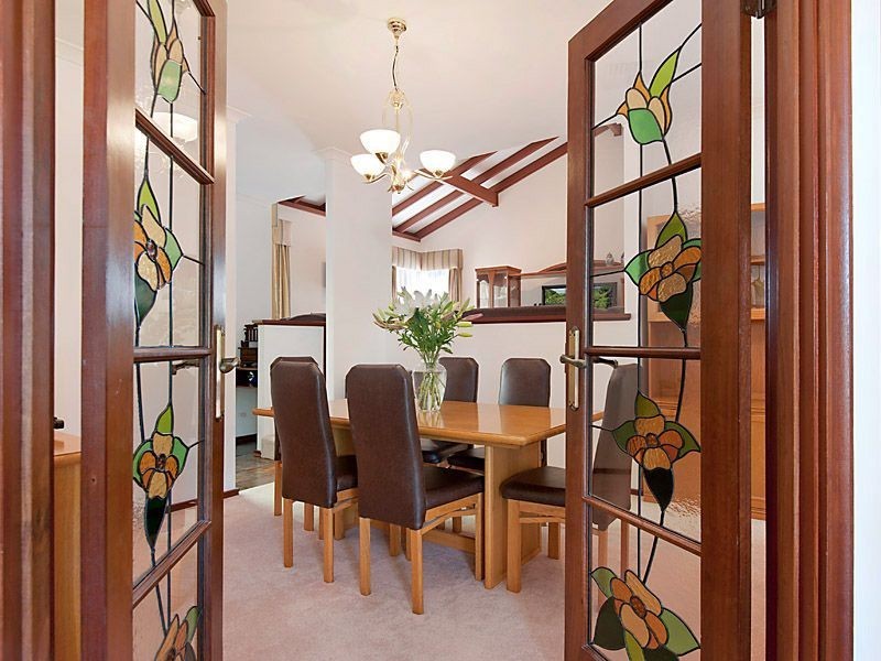 4 Hannah Place, Leeming WA 6149