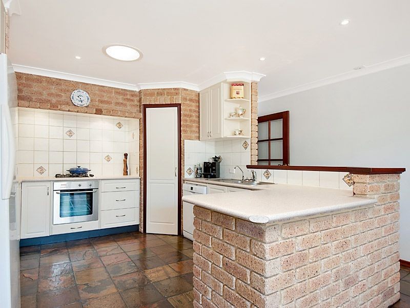 4 Hannah Place, Leeming WA 6149