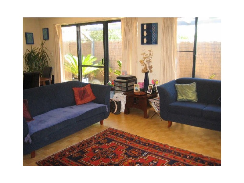 24 Lombe Gardens, Atwell WA 6164