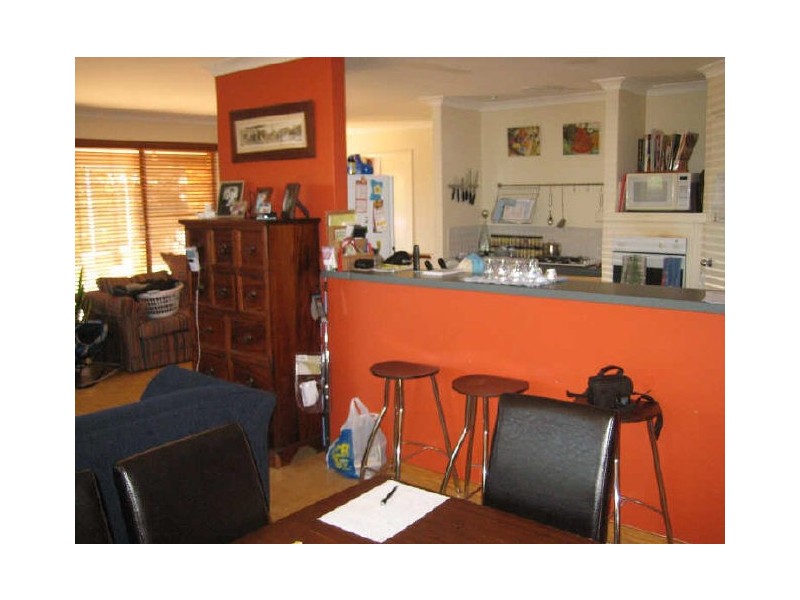 24 Lombe Gardens, Atwell WA 6164