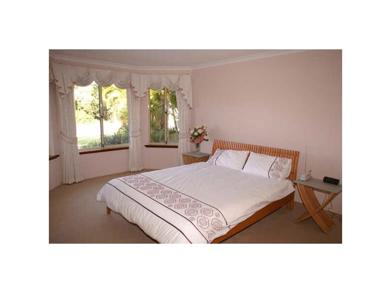 3 Hayton Mews, Atwell WA 6164