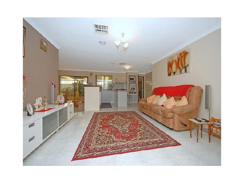 34 Sylvan Crescent, Leeming WA 6149