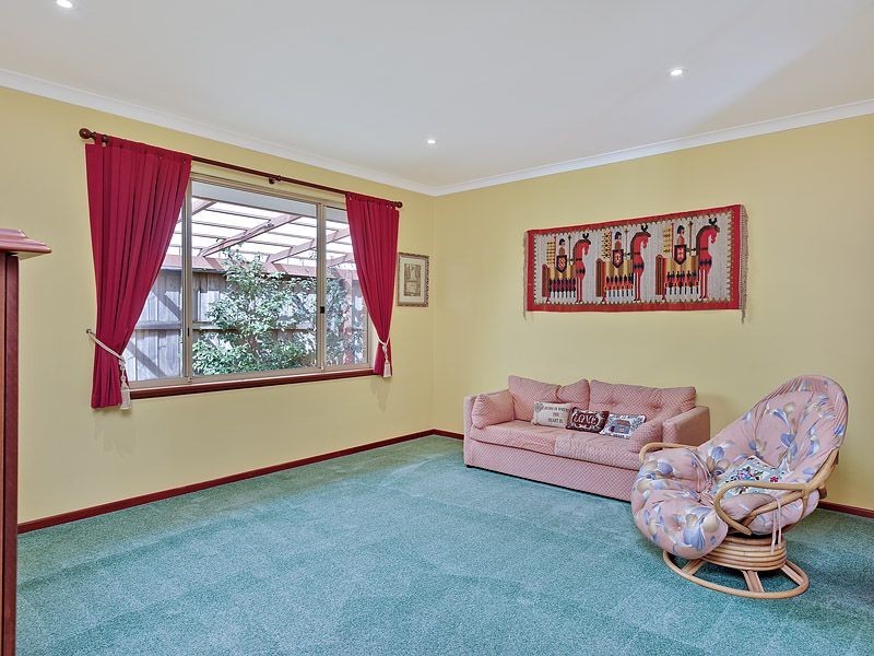 15 Stainton Place, Leeming WA 6149