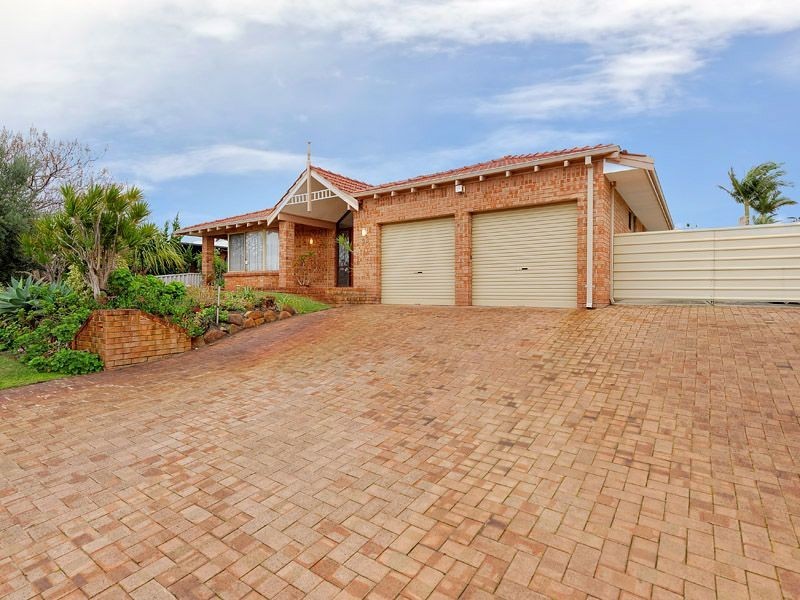 23 Devenish Way, Leeming WA 6149