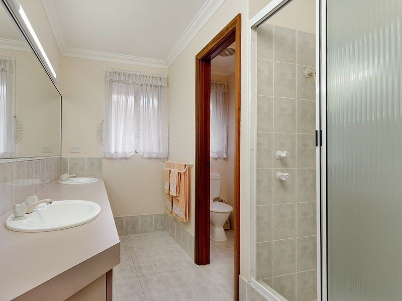 23 Devenish Way, Leeming WA 6149