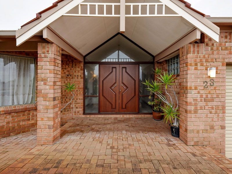 23 Devenish Way, Leeming WA 6149