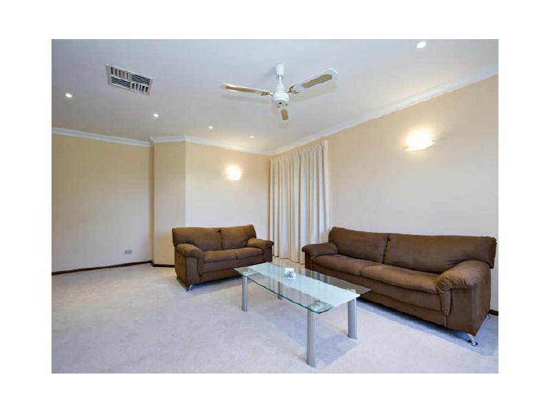 3A Classon Gardens, Leeming WA 6149