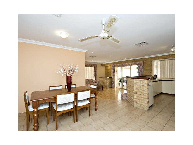 3A Classon Gardens, Leeming WA 6149