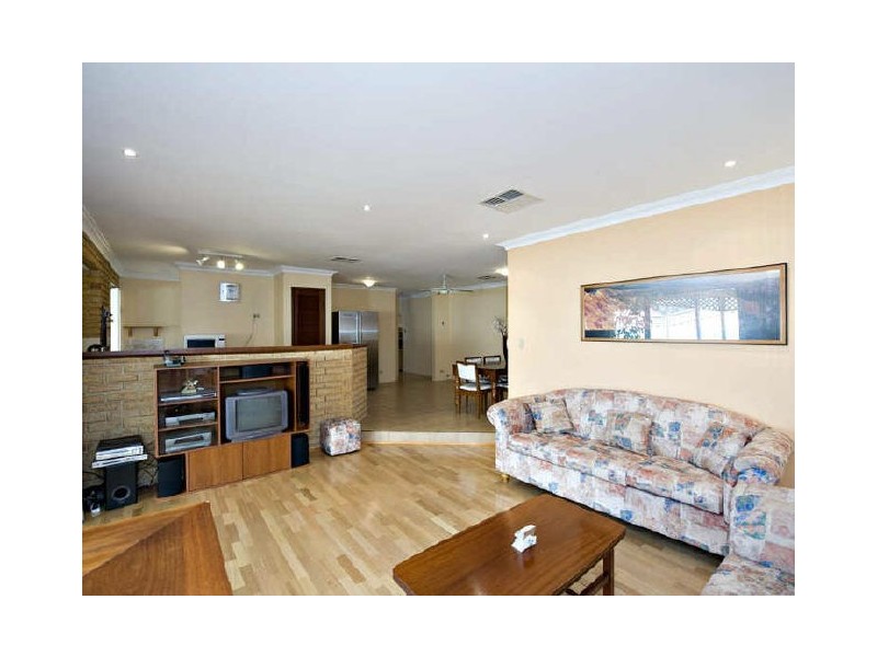 3A Classon Gardens, Leeming WA 6149