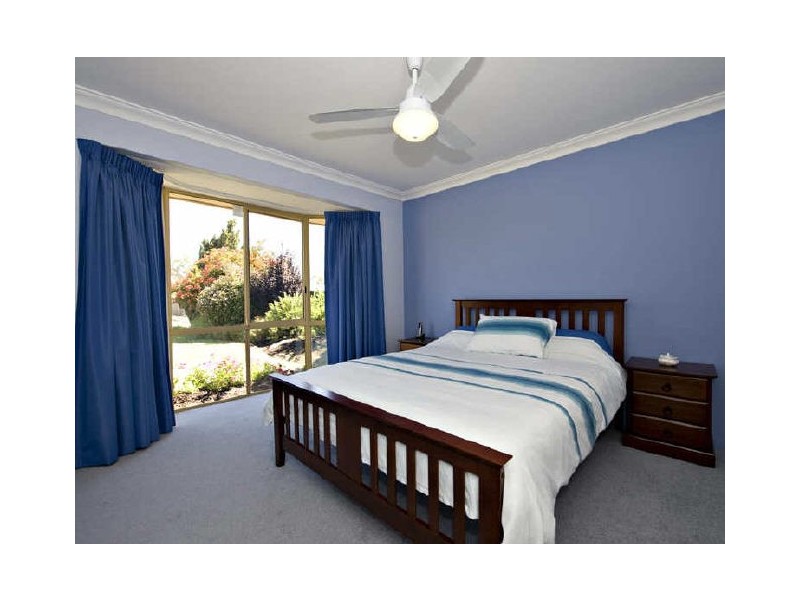 3A Classon Gardens, Leeming WA 6149