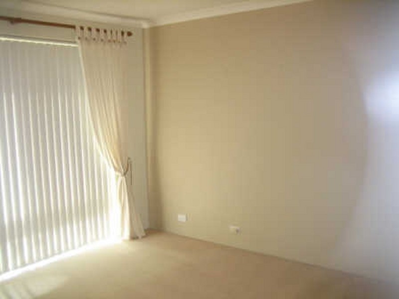 3 Daley Close, Atwell WA 6164