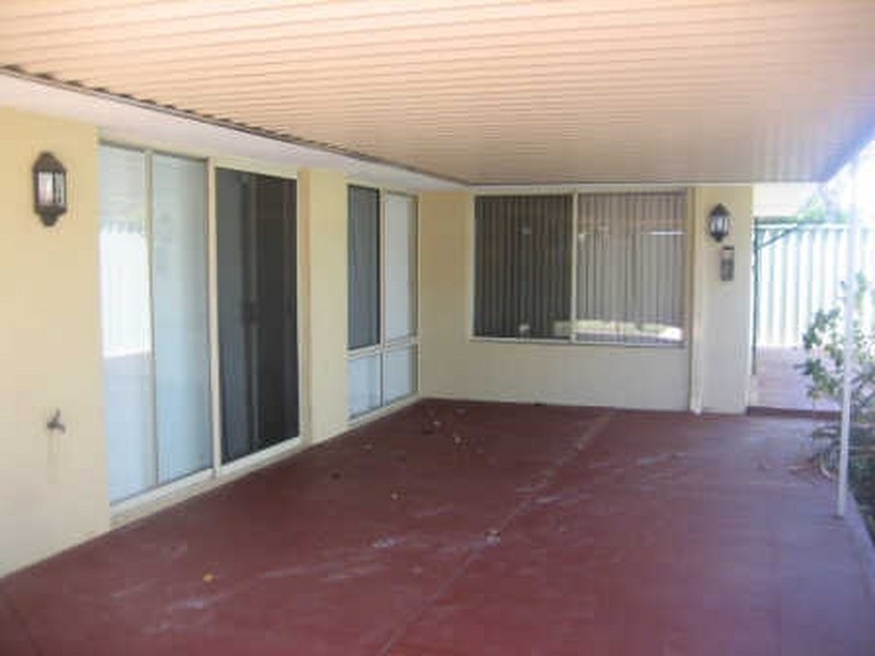 3 Daley Close, Atwell WA 6164