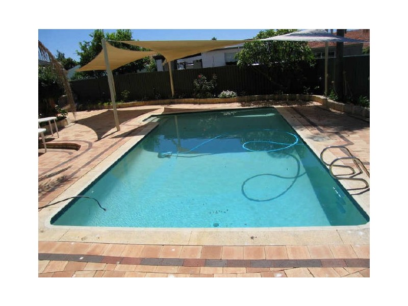 B/47 Bricknell Road, Attadale WA 6156