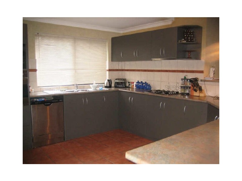 9 Glasshouse Close, Bibra Lake WA 6163