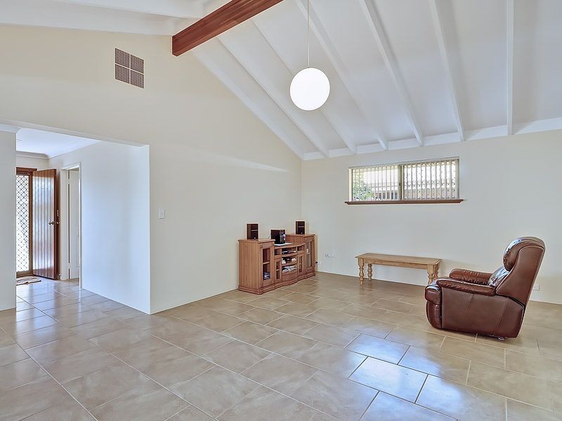 91 Aulberry Parade, Leeming WA 6149