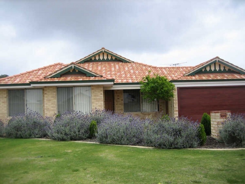 9 Windchime Terrace, Atwell WA 6164