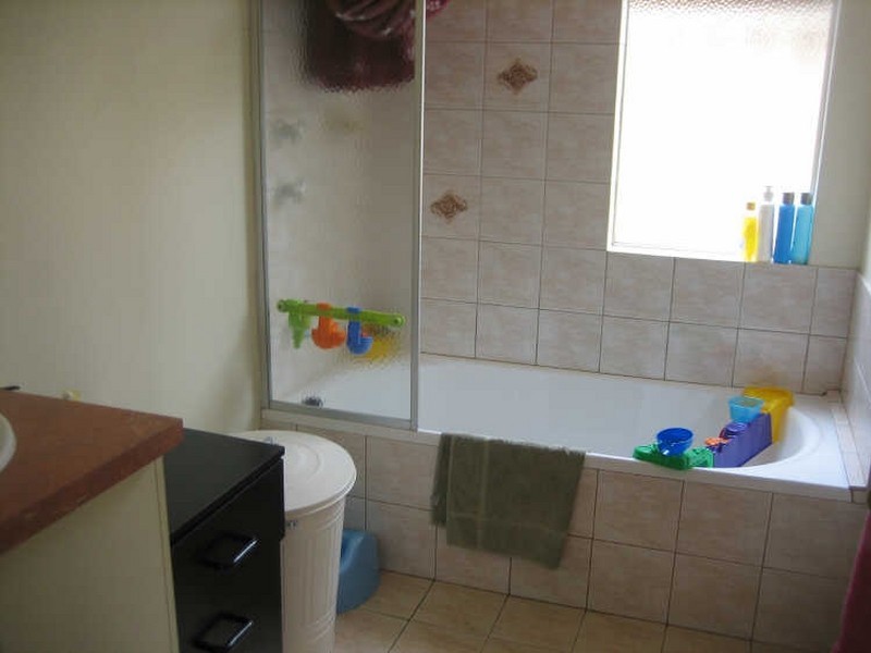 9 Windchime Terrace, Atwell WA 6164