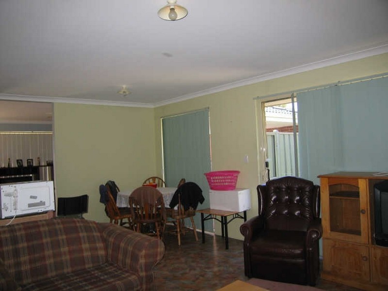 17 Dunnage Court, Atwell WA 6164