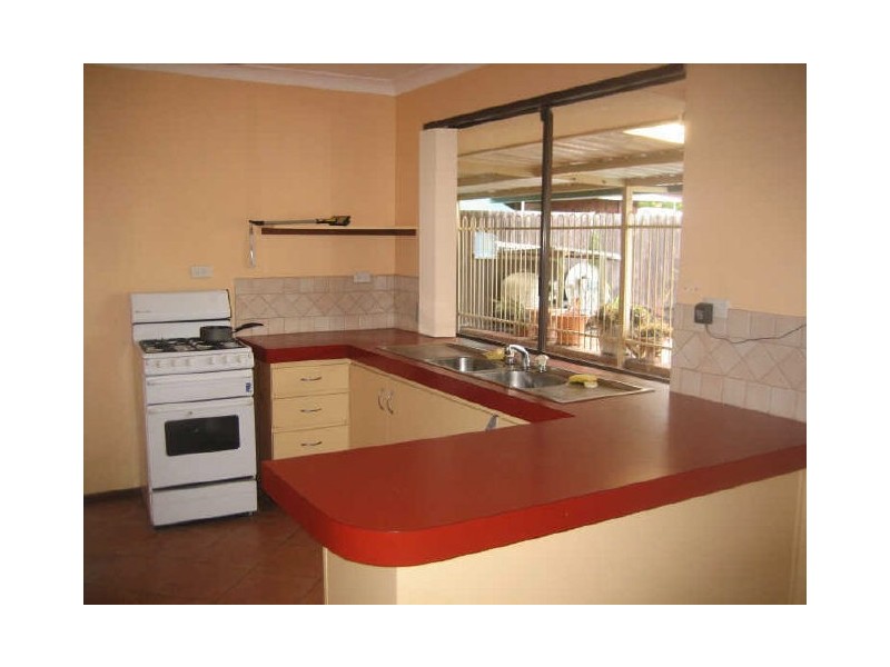 49 Burnett Avenue, Leeming WA 6149