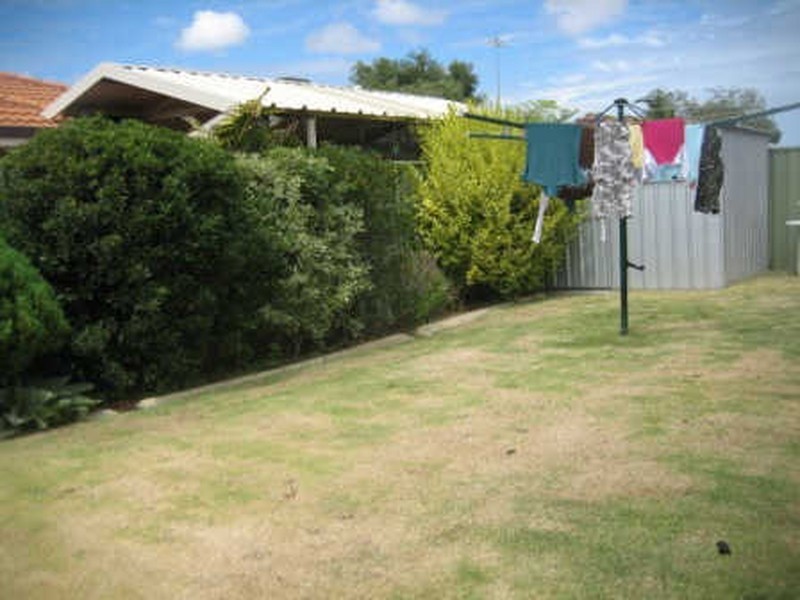 4 Molloy Circuit, Atwell WA 6164